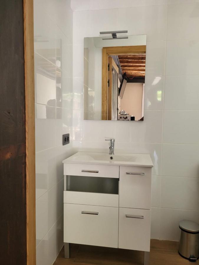Ca N'Aliguer Guest House Ripoll Bagian luar foto